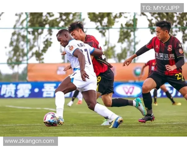 苏州东吴迎战南通支云全力争胜展现球队实力与斗志