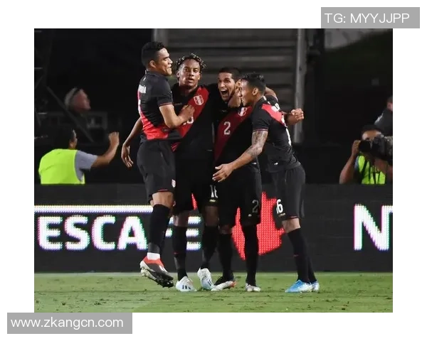 荷兰与秘鲁足球友谊赛精彩回顾及赛后分析