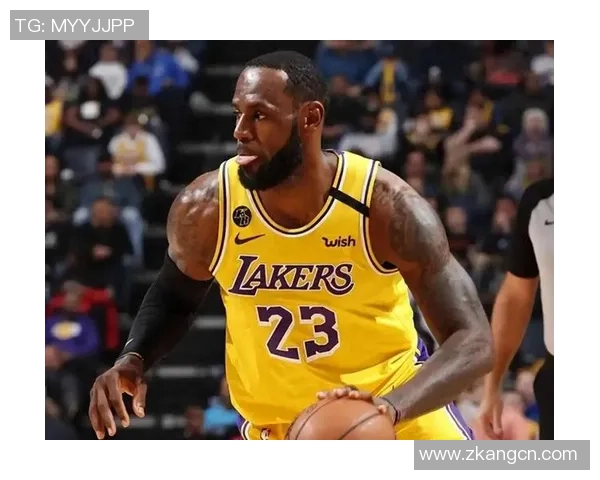 詹姆斯带领湖人对决鹈鹕精彩集锦回顾与分析