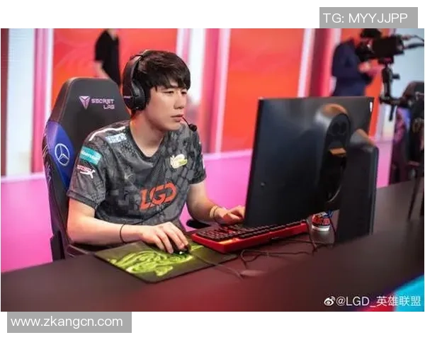 札幌冈萨与大官松鼠的精彩对决引发的热议与期待 札幌冈萨与大官松鼠的精彩对决引发的热议与期待