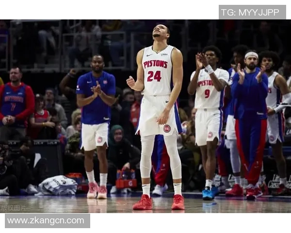 活塞惨遭28连败创历史新低主帅辞职球员泪流满面难掩失落 活塞惨遭28连败创历史新低主帅辞职球员泪流满面难掩失落