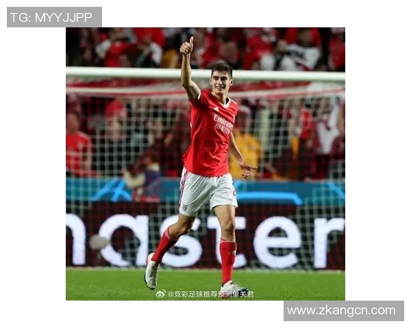 中央陆军与本菲卡激战正酣谁将赢得这场巅峰对决的荣耀 中央陆军与本菲卡激战正酣谁将赢得这场巅峰对决的荣耀