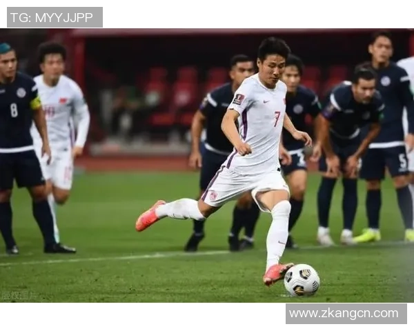 北京足球队技术争议引发热议球迷与专家各抒己见探讨战术与裁判判罚