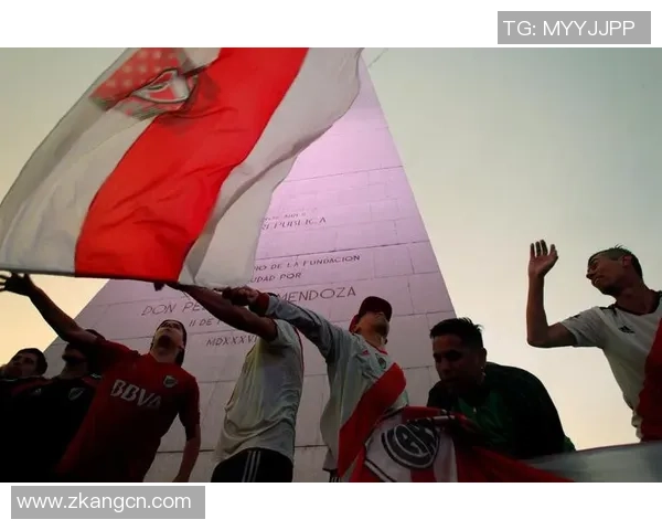 博卡青年与河床球迷的激情对决揭示阿根廷足球文化的深厚底蕴 博卡青年与河床球迷的激情对决揭示阿根廷足球文化的深厚底蕴