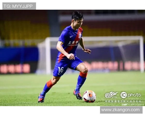 天津泰达与上海申花激战正酣精彩直播尽在眼前不容错过