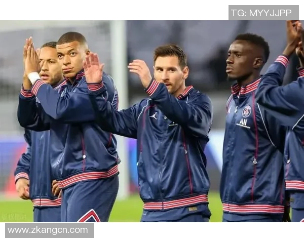 布里斯班狮吼与环球球队激战正酣精彩对决引发球迷热议 布里斯班狮吼与环球球队激战正酣精彩对决引发球迷热议