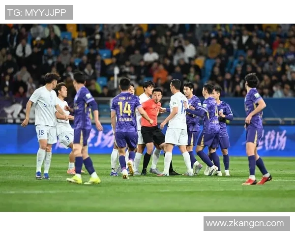 激情对决直播上海申花迎战天津全力争胜展现足球魅力